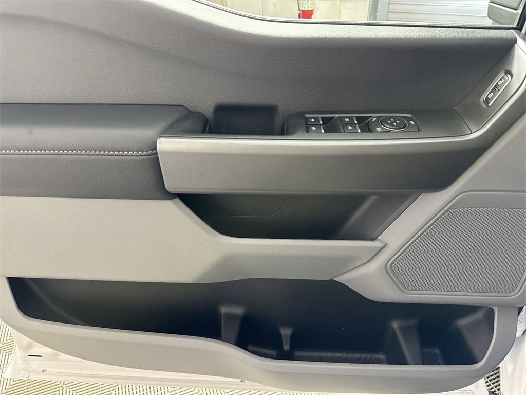 new 2025 Ford F-250 car, priced at $64,668