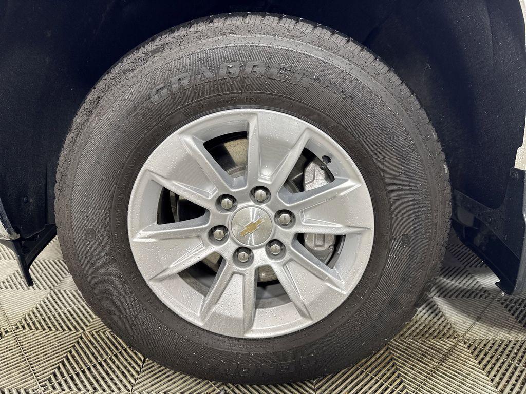 used 2024 Chevrolet Silverado 1500 car, priced at $33,900