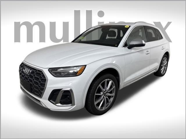 used 2022 Audi SQ5 car, priced at $36,750