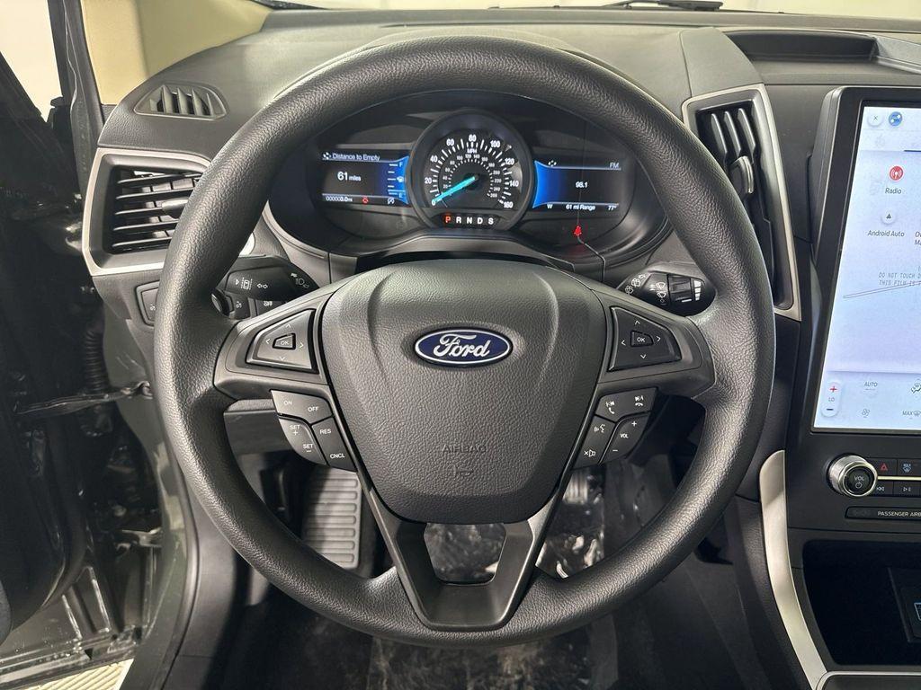 new 2024 Ford Edge car, priced at $32,520
