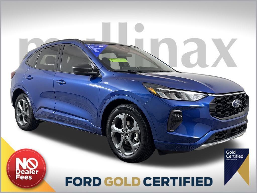 used 2023 Ford Escape car, priced at $25,901