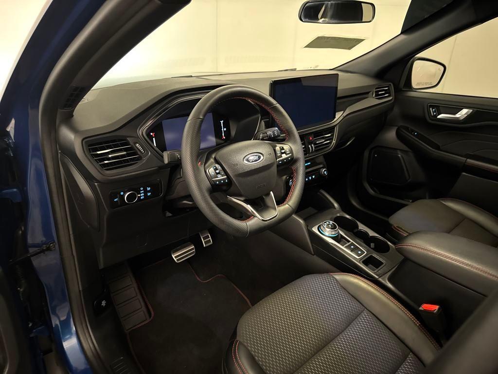 used 2023 Ford Escape car, priced at $25,901