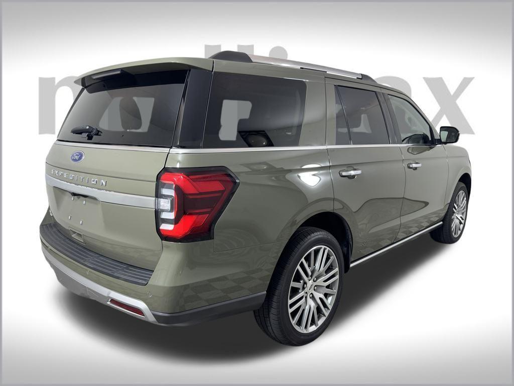 used 2024 Ford Expedition car, priced at $56,900