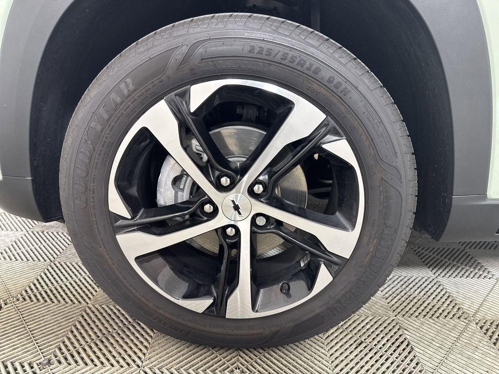 used 2024 Chevrolet Trax car, priced at $22,900