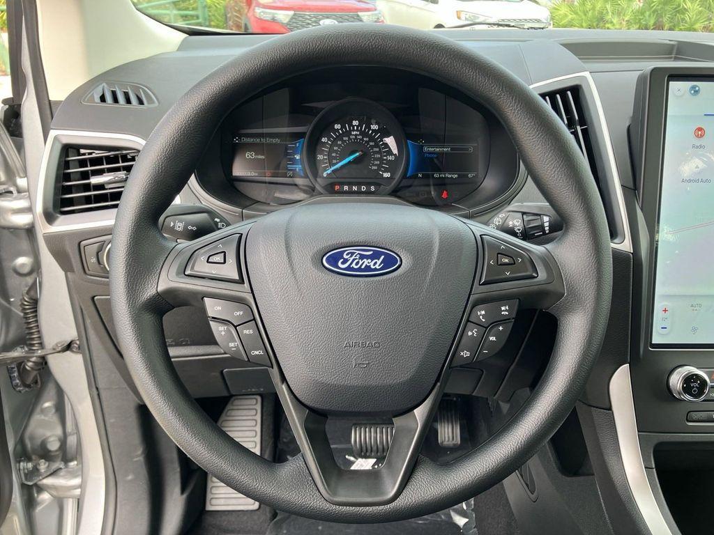 new 2024 Ford Edge car, priced at $33,755