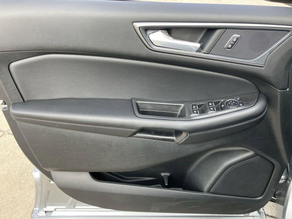 new 2024 Ford Edge car, priced at $33,755