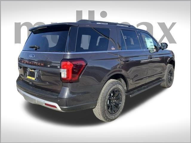 new 2024 Ford Expedition car, priced at $72,875