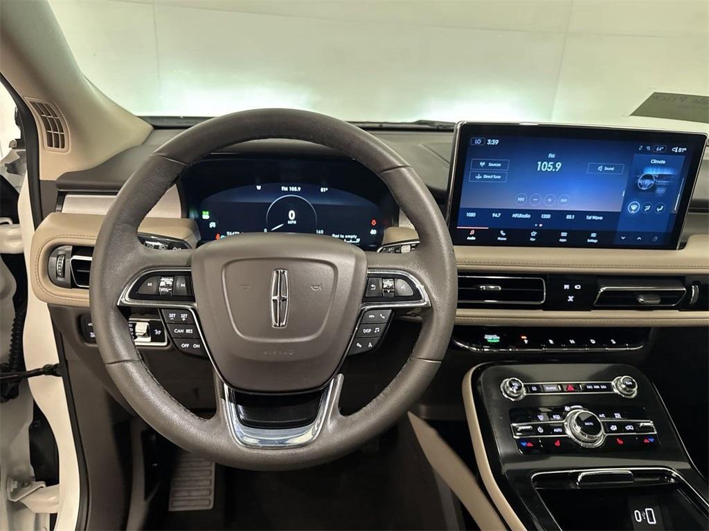 used 2022 Lincoln Nautilus car, priced at $28,250