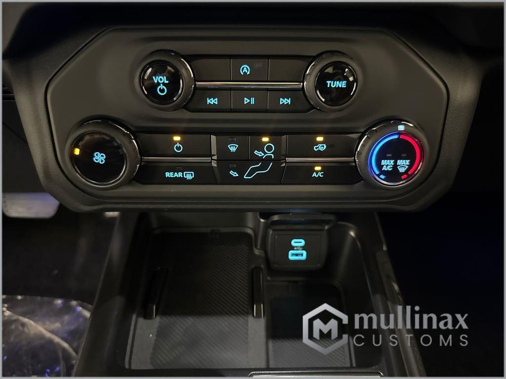 new 2025 Ford Bronco car, priced at $45,700