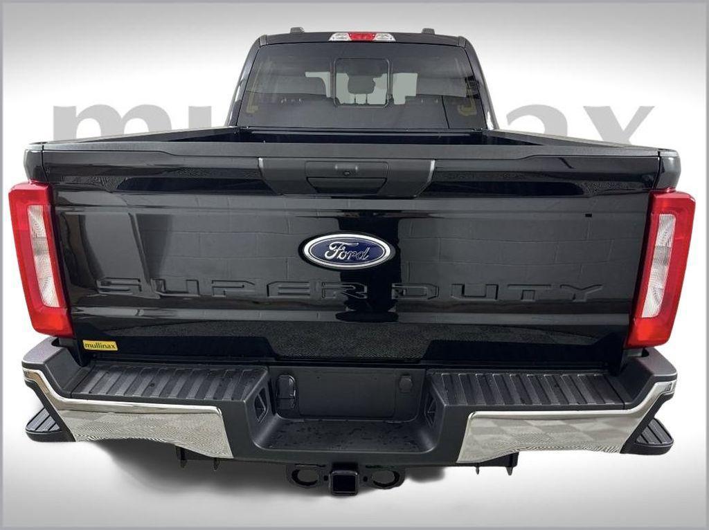 new 2025 Ford F-250 car, priced at $59,200