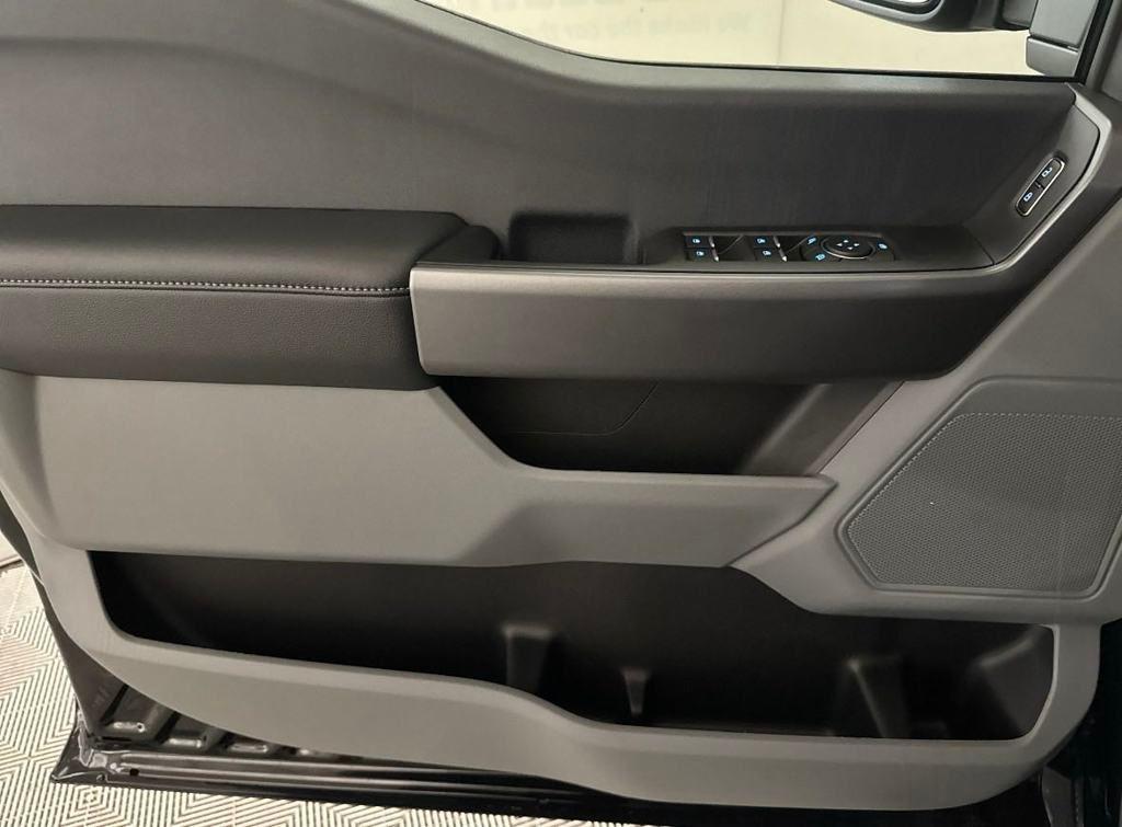 new 2025 Ford F-250 car, priced at $59,200