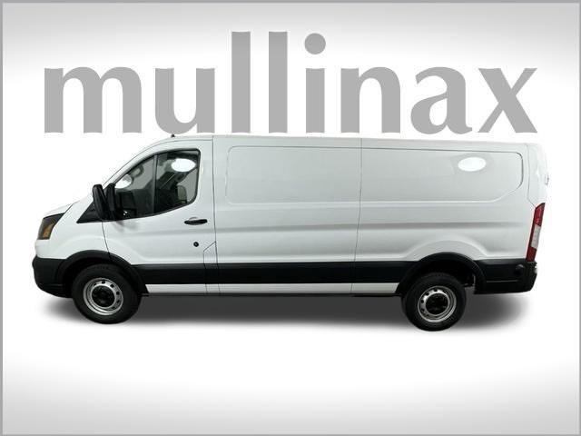 new 2024 Ford Transit-250 car