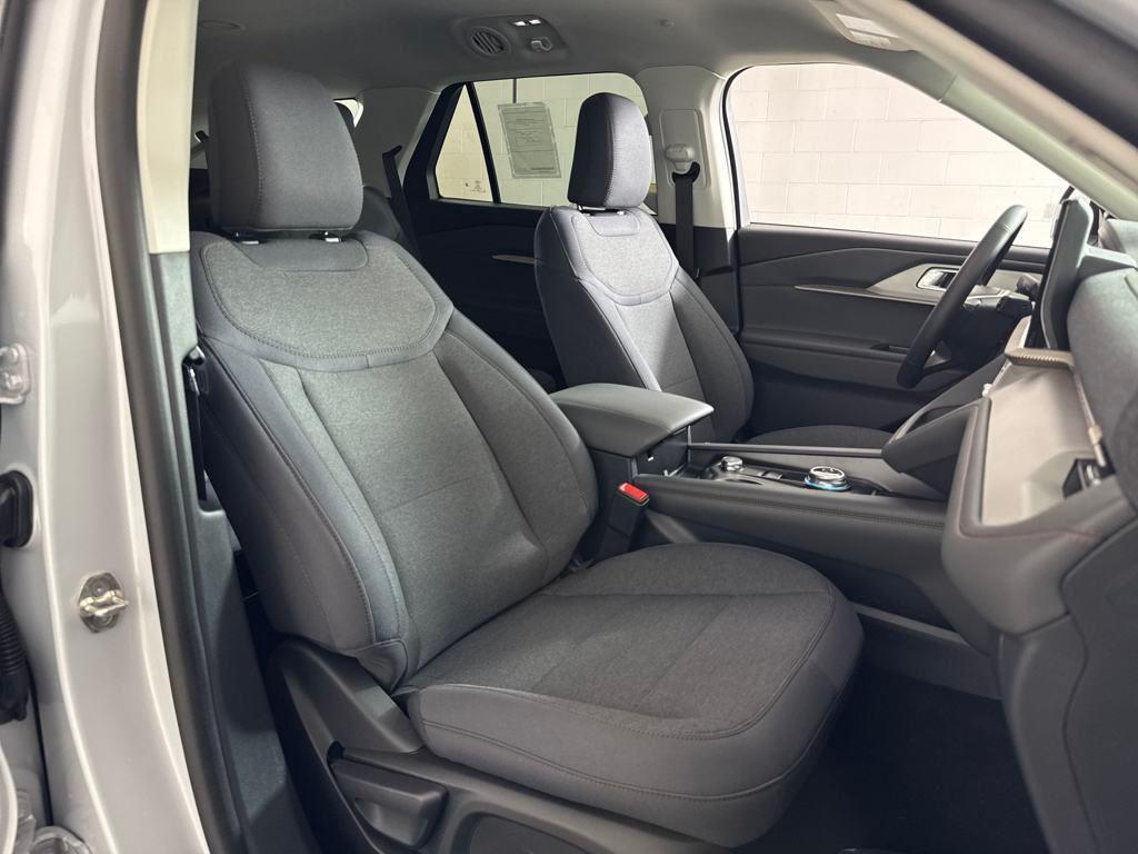 new 2025 Ford Explorer car, priced at $38,543