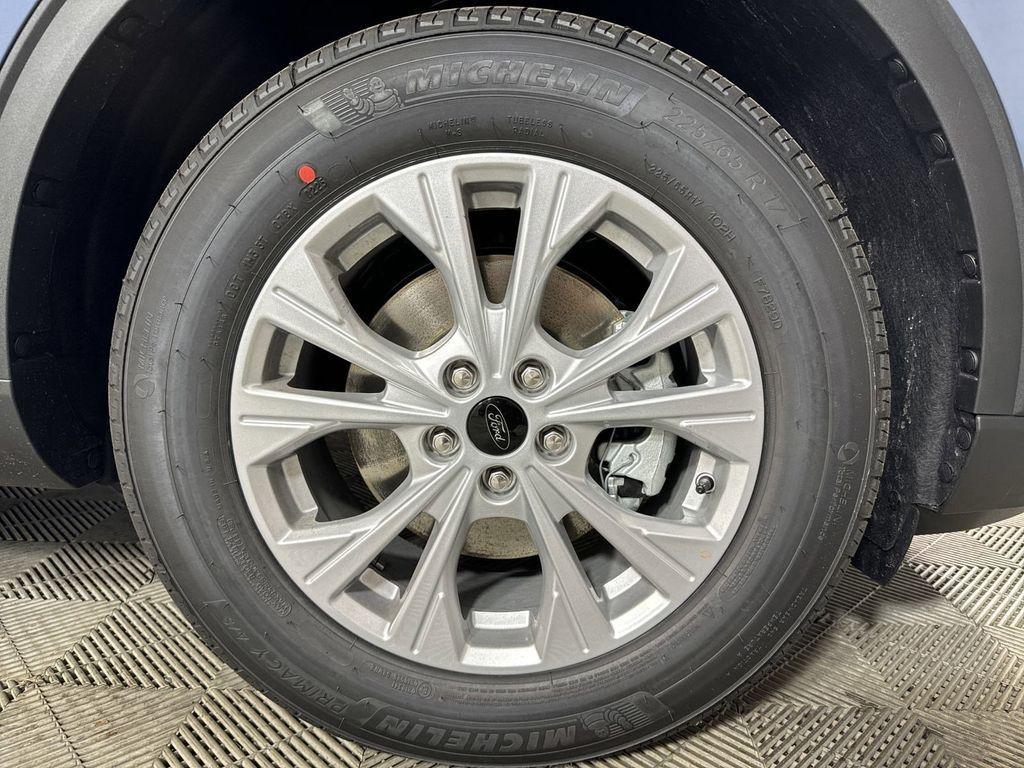 new 2025 Ford Escape car, priced at $27,592