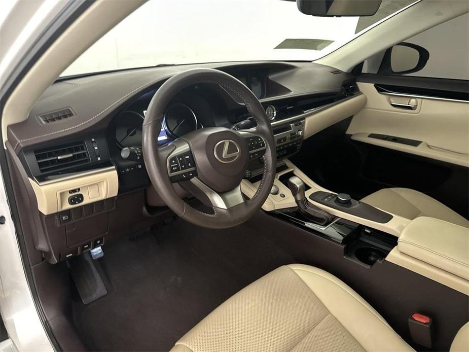 used 2018 Lexus ES 350 car, priced at $22,500