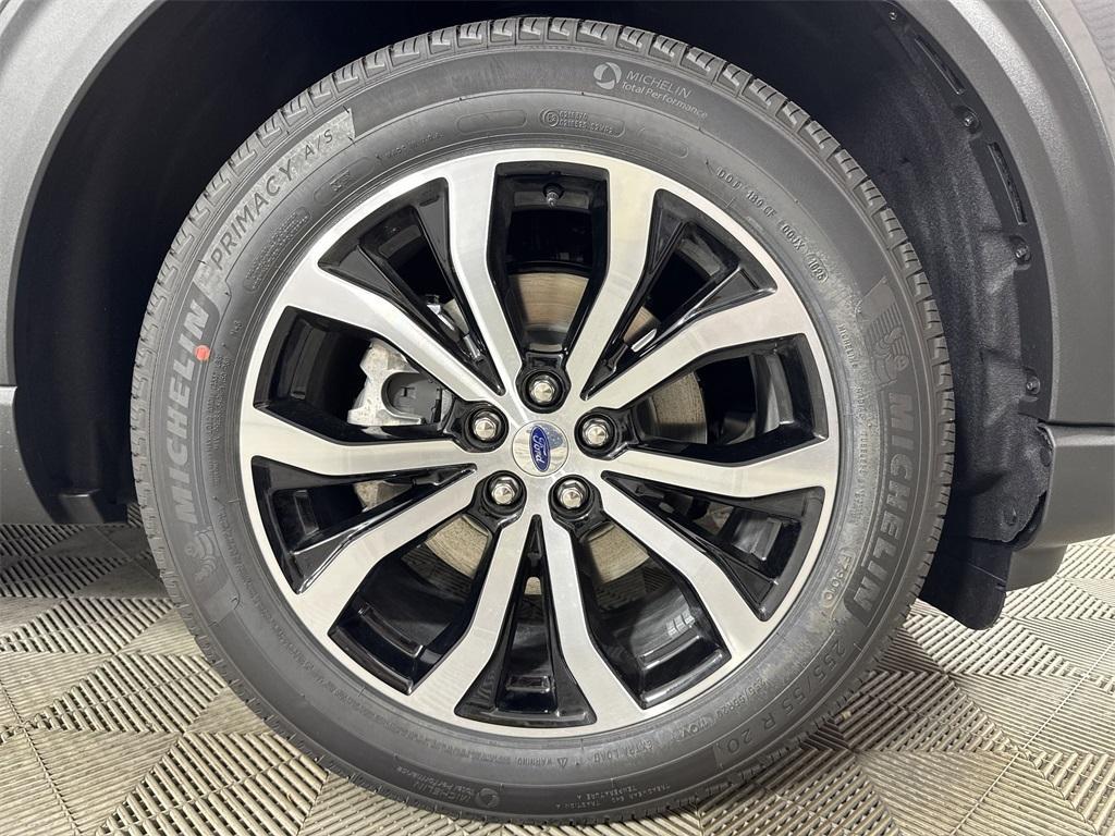 new 2025 Ford Explorer car, priced at $42,968
