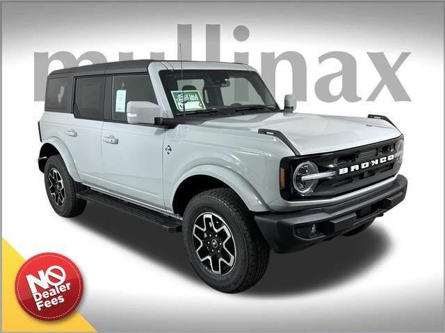 new 2024 Ford Bronco car, priced at $51,379