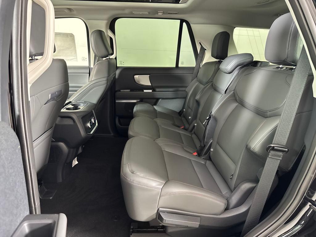 new 2025 Ford Expedition car, priced at $68,500