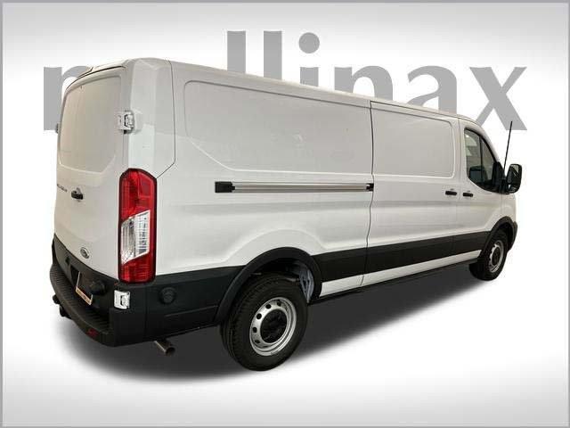 new 2024 Ford Transit-250 car