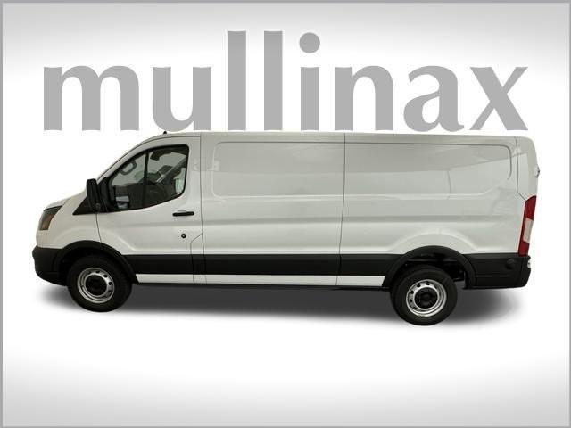 new 2024 Ford Transit-250 car