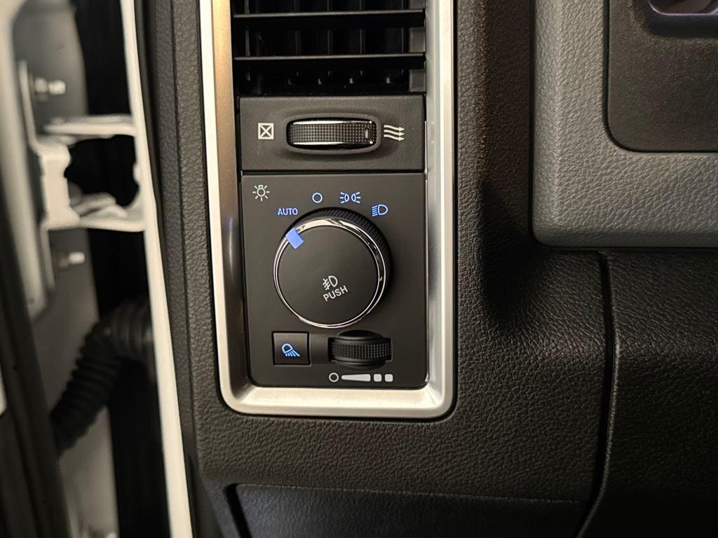 used 2019 Ram 1500 Classic car, priced at $23,250