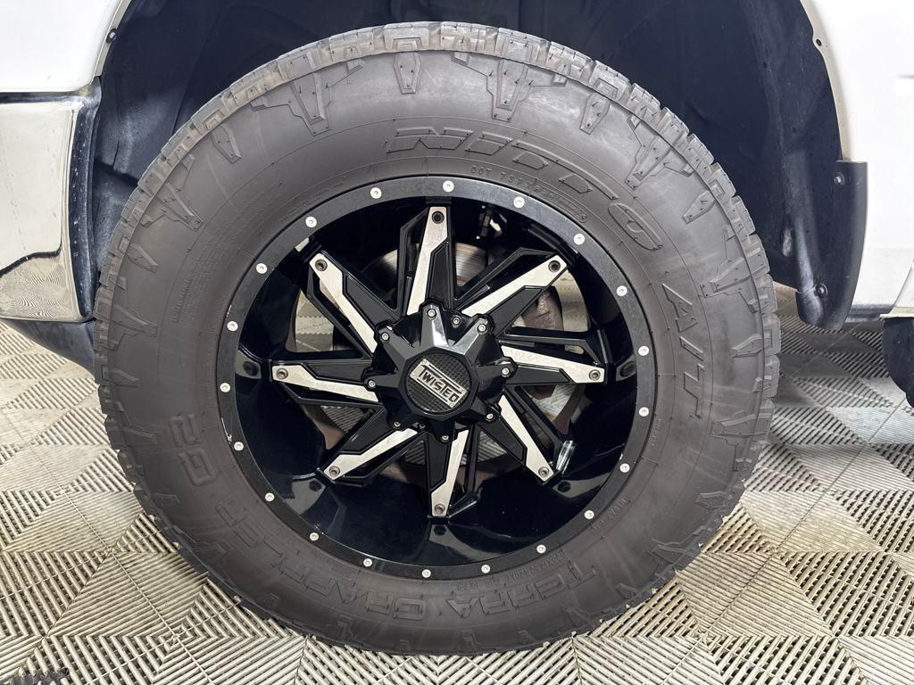 used 2019 Ram 1500 Classic car, priced at $23,250