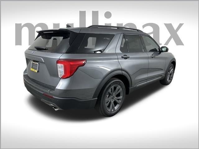 new 2024 Ford Explorer car, priced at $45,374