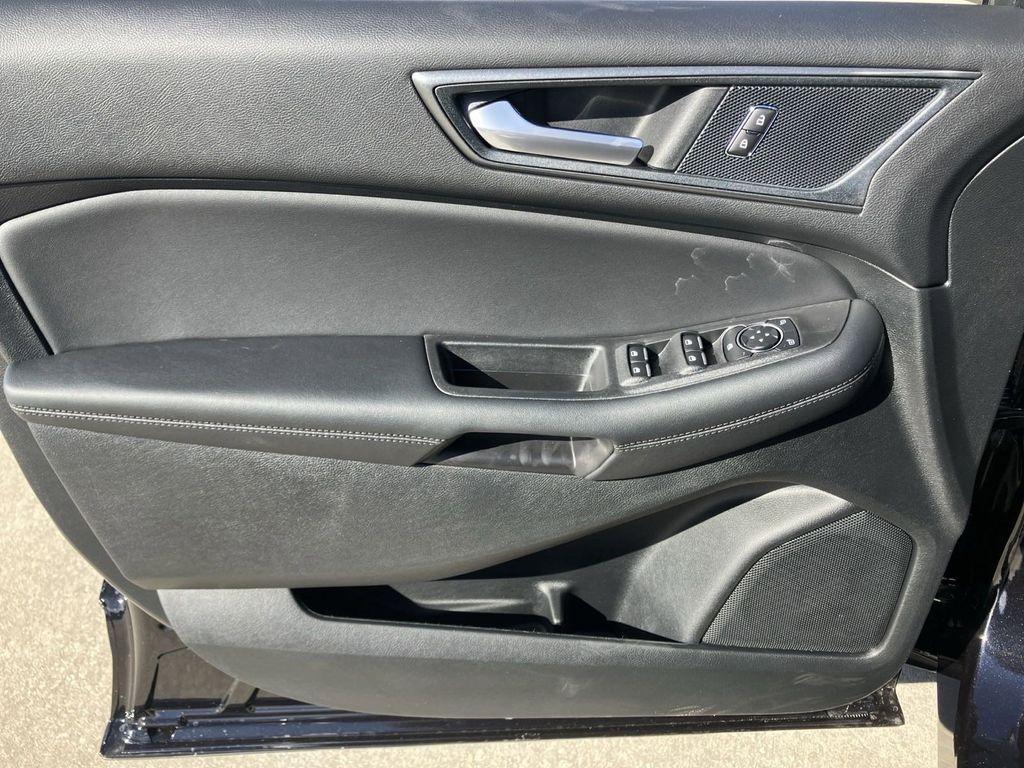 new 2024 Ford Edge car, priced at $33,755