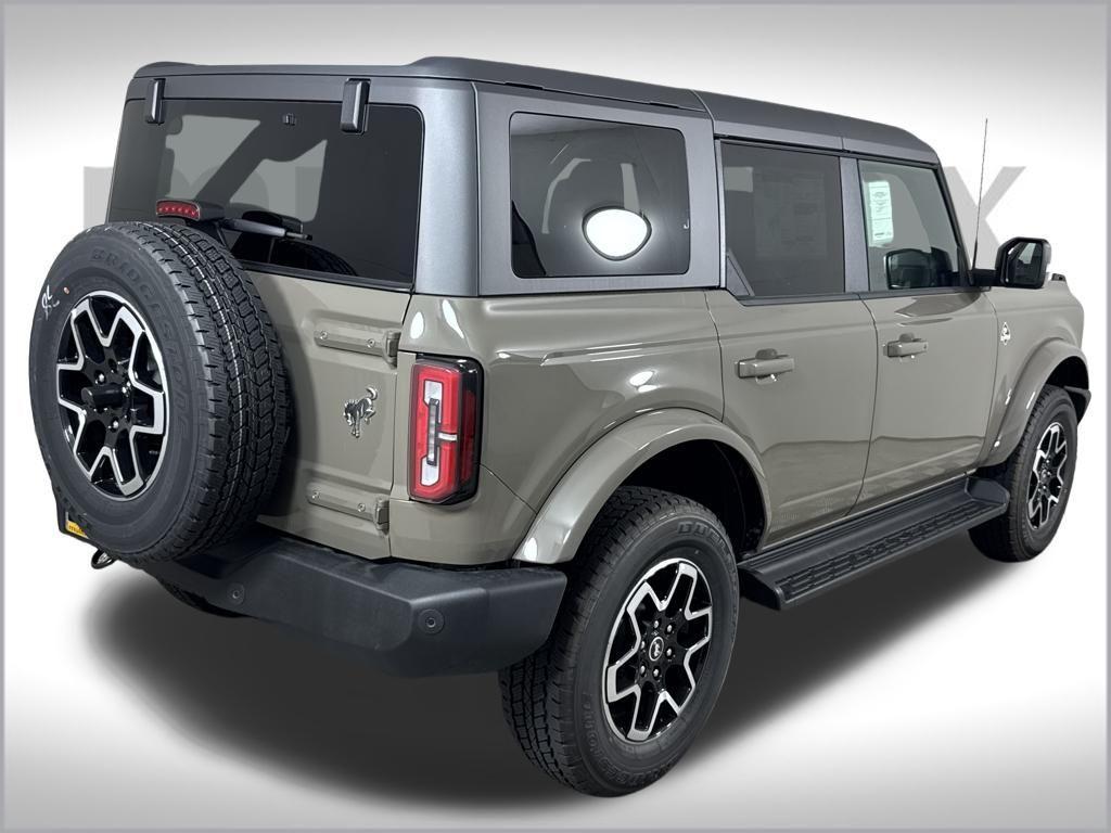 new 2025 Ford Bronco car, priced at $51,466