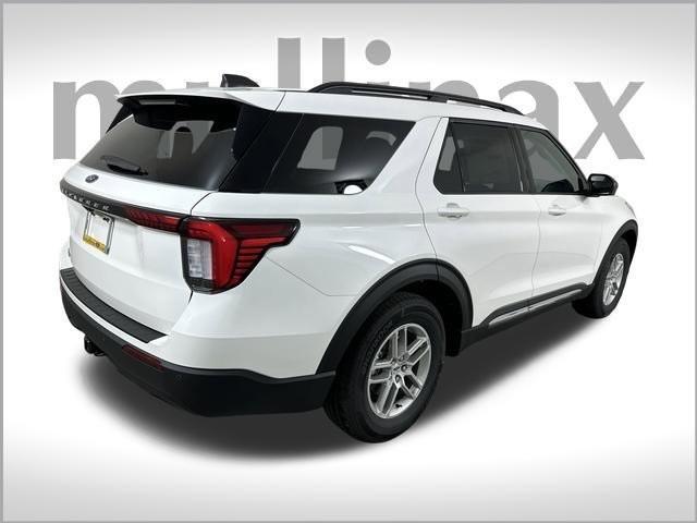 new 2025 Ford Explorer car, priced at $39,725