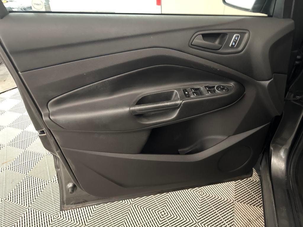 used 2015 Ford Escape car, priced at $7,500