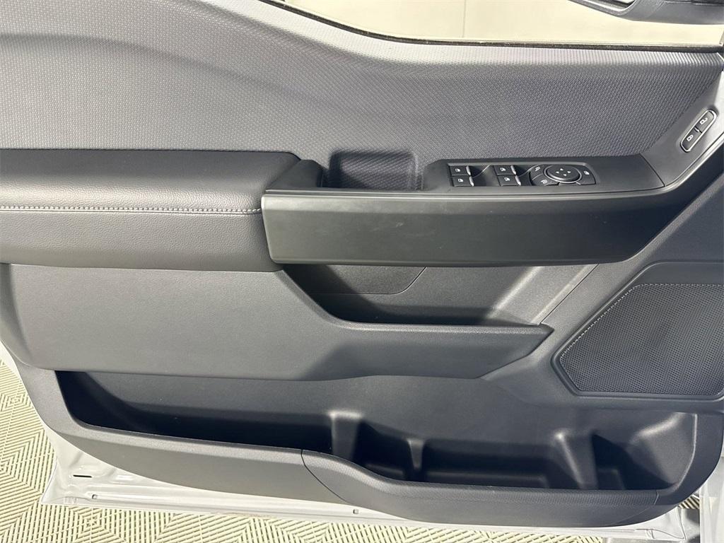 new 2025 Ford F-150 car, priced at $43,958