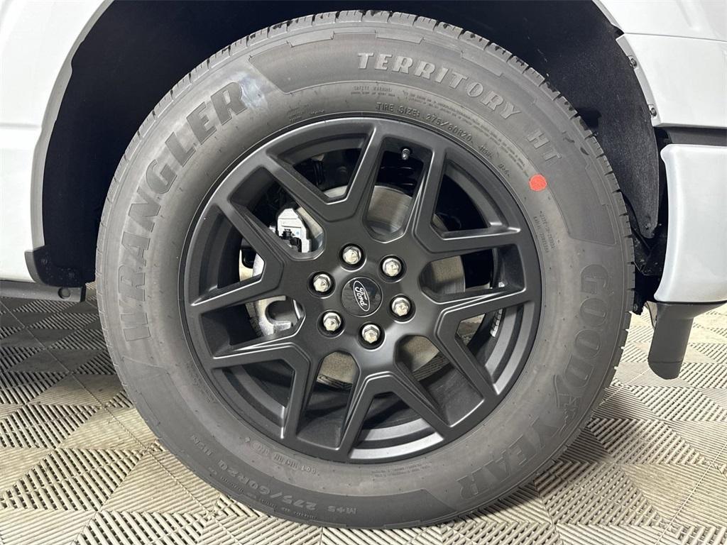 new 2025 Ford F-150 car, priced at $43,958