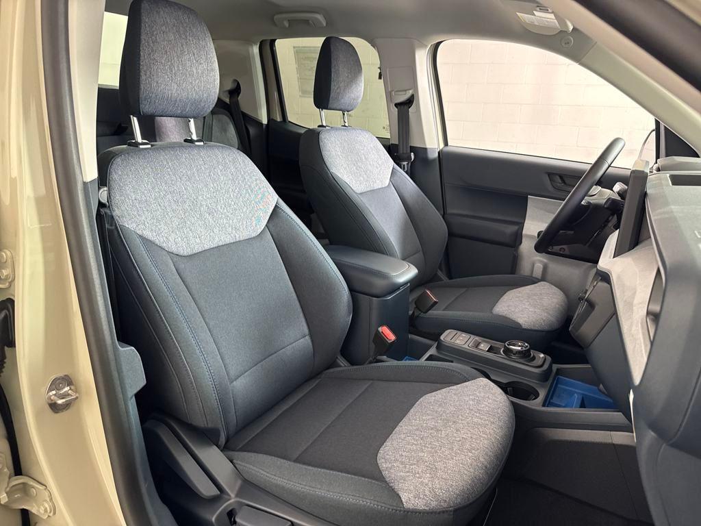 new 2025 Ford Maverick car, priced at $33,952