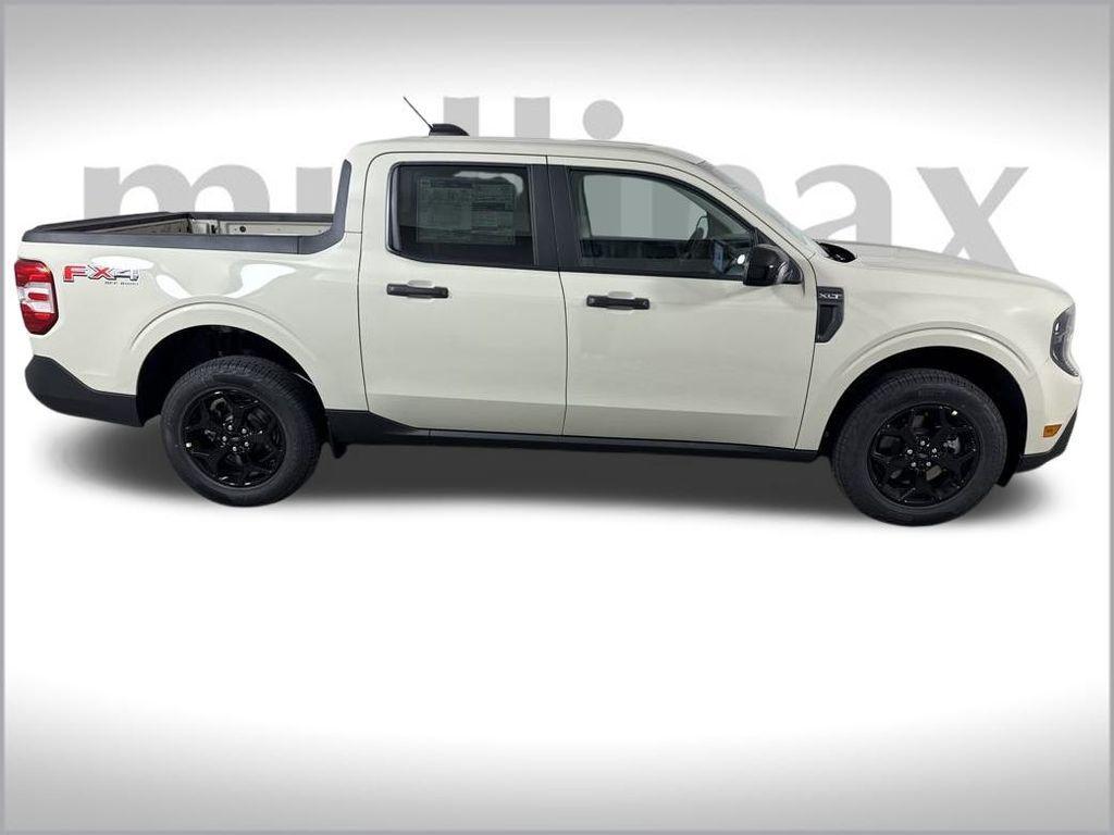 new 2025 Ford Maverick car, priced at $33,952