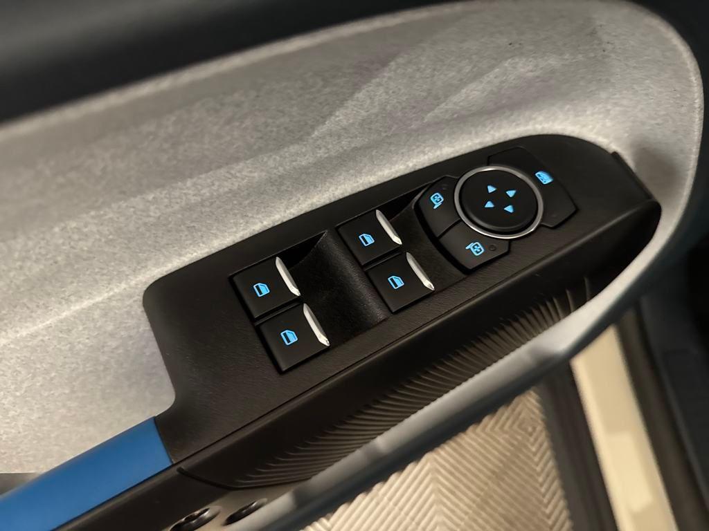 new 2025 Ford Maverick car, priced at $33,952