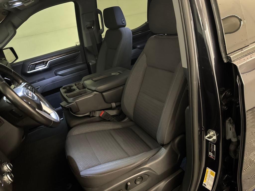 used 2022 GMC Sierra 1500 car, priced at $37,500