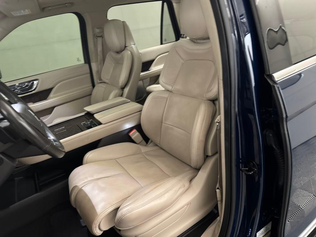 used 2020 Lincoln Navigator car, priced at $34,900