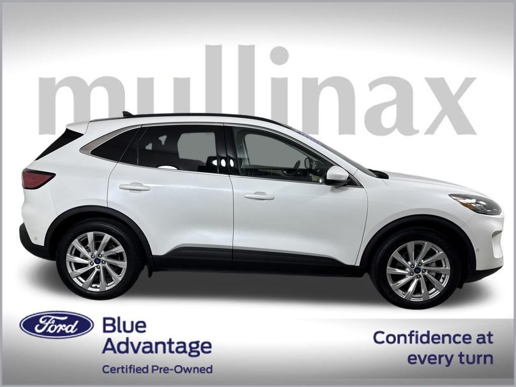 used 2022 Ford Escape car, priced at $23,900