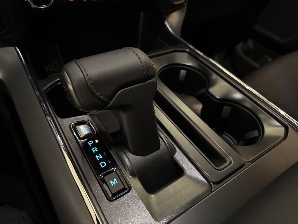 new 2025 Ford F-150 car, priced at $58,913