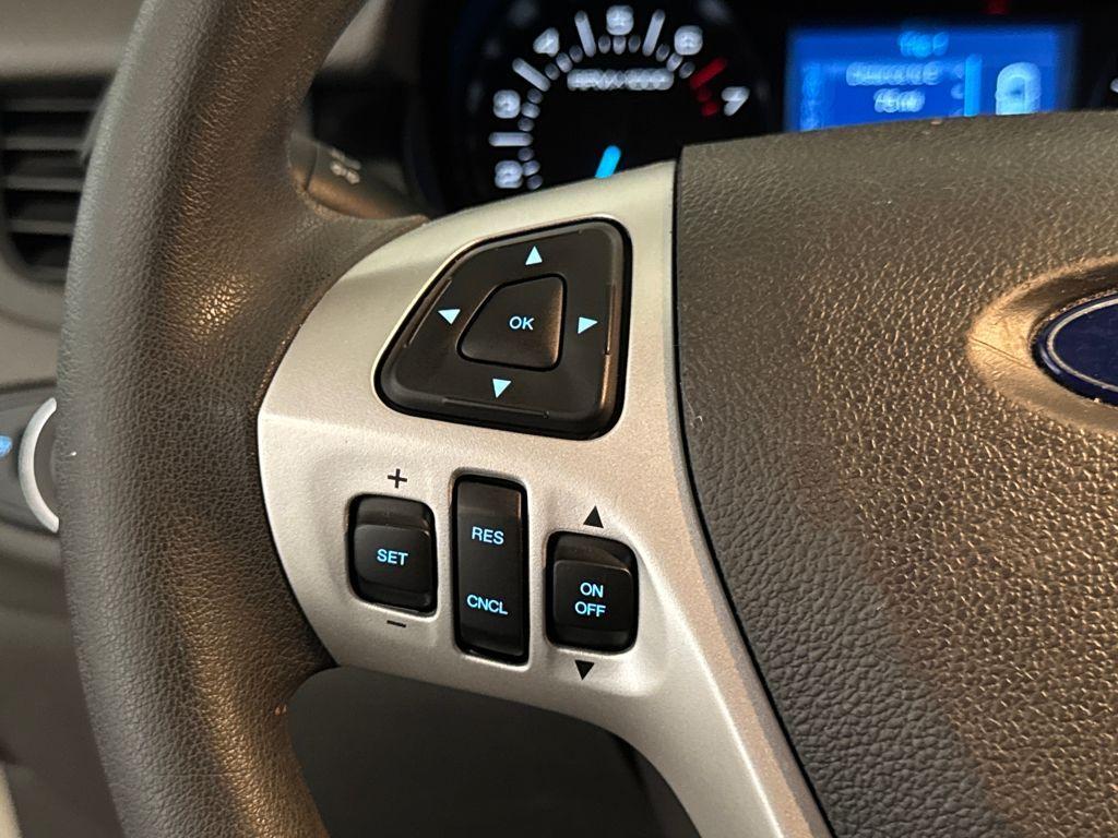 used 2012 Ford Edge car, priced at $5,250