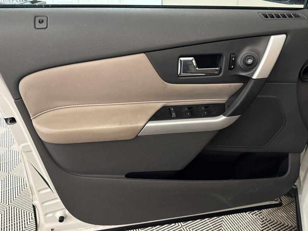 used 2012 Ford Edge car, priced at $5,250