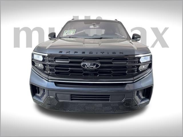 new 2025 Ford Expedition car, priced at $77,663