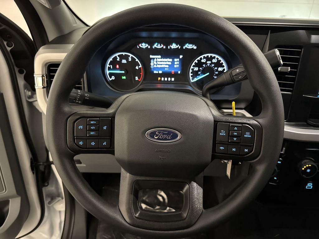 new 2025 Ford F-250 car, priced at $65,941