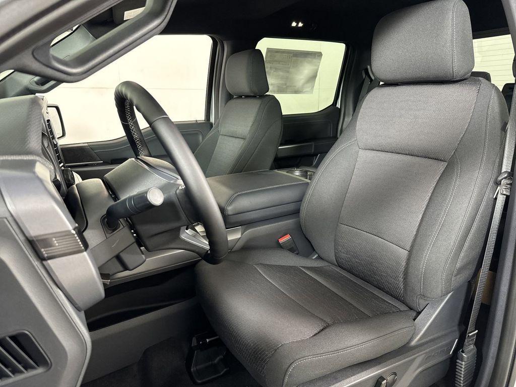 new 2025 Ford F-150 car, priced at $49,524