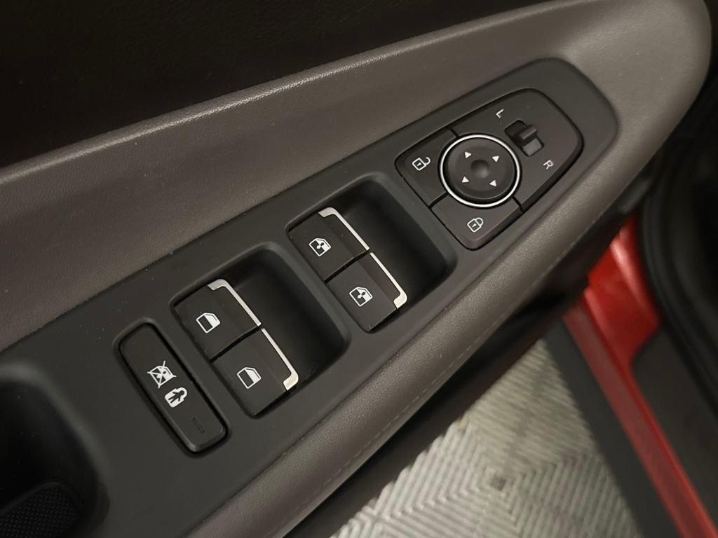 used 2020 Hyundai Santa Fe car, priced at $16,500