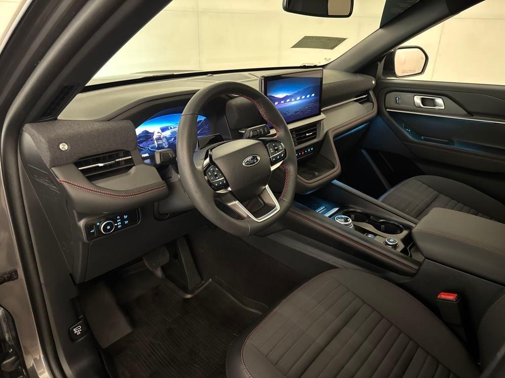 used 2025 Ford Explorer car, priced at $46,900