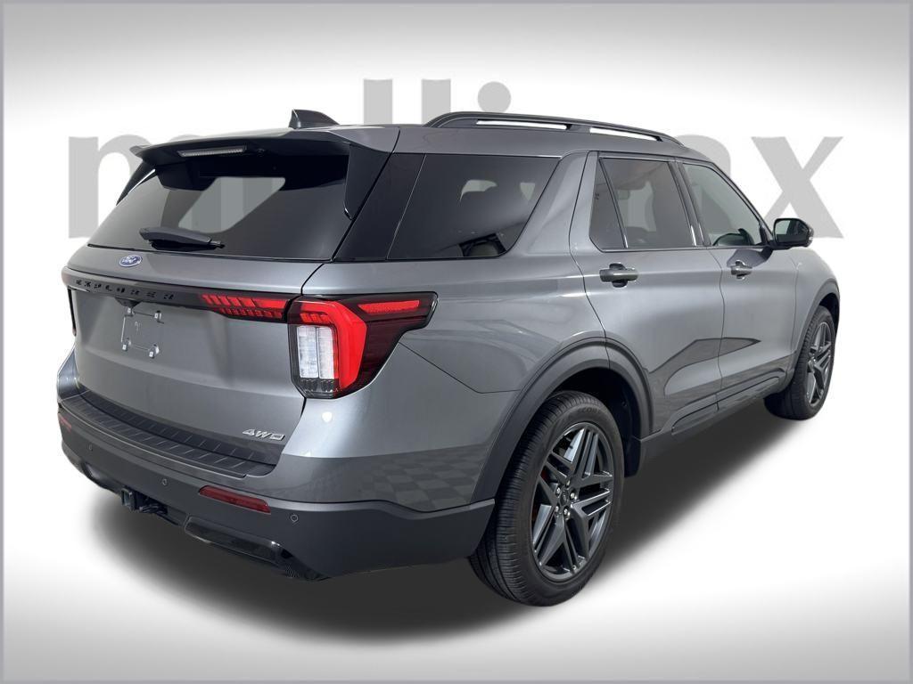 used 2025 Ford Explorer car, priced at $46,900