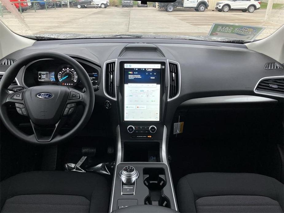 new 2024 Ford Edge car, priced at $35,005