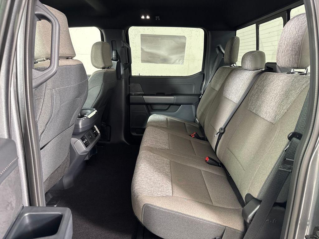new 2025 Ford F-150 car, priced at $61,611